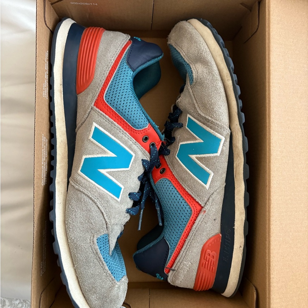 New Balance Blue and Orange Sneakers Vibrant Retro Style